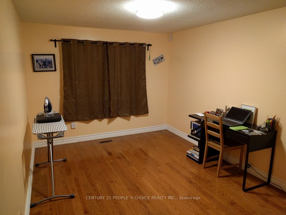 128 Greenwich Square Unit1, Toronto, ON M1J 3L3 5
