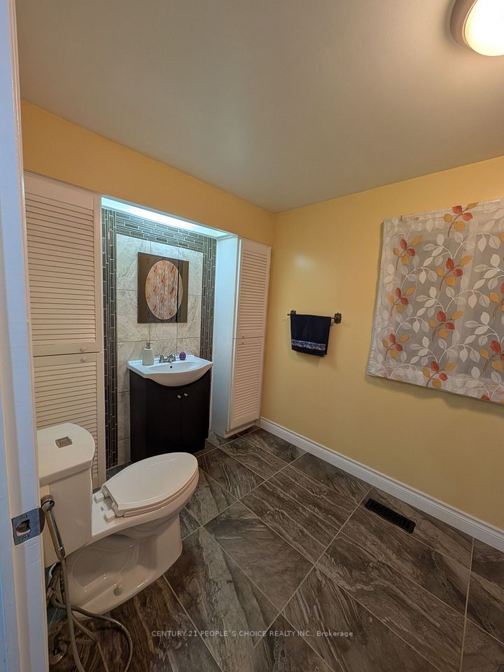 128 Greenwich Square Unit1, Toronto, ON M1J 3L3 17
