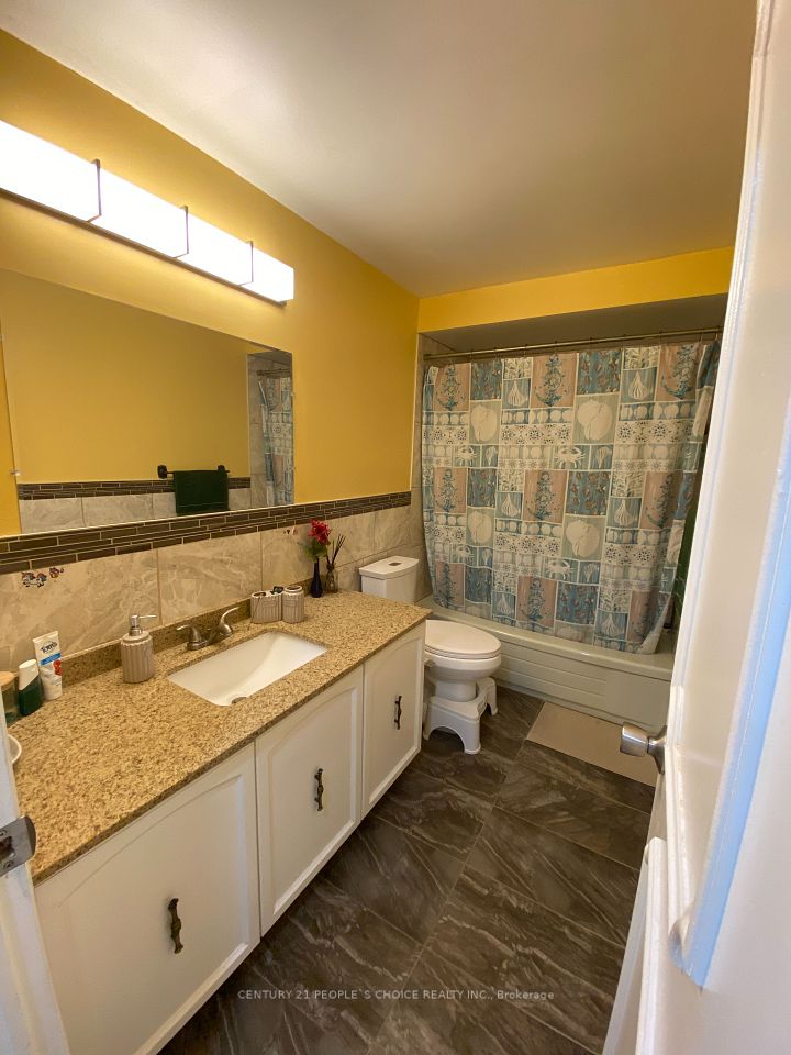 128 Greenwich Square Unit1, Toronto, ON M1J 3L3 4