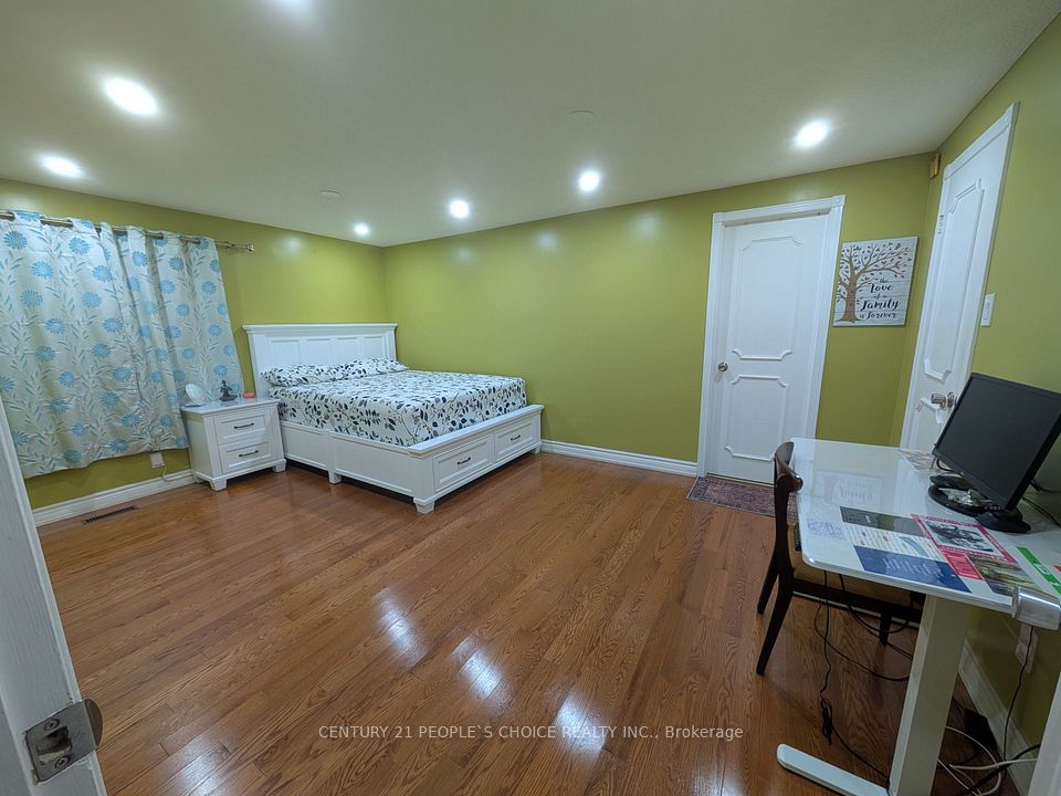 128 Greenwich Square Unit1, Toronto, ON M1J 3L3 19