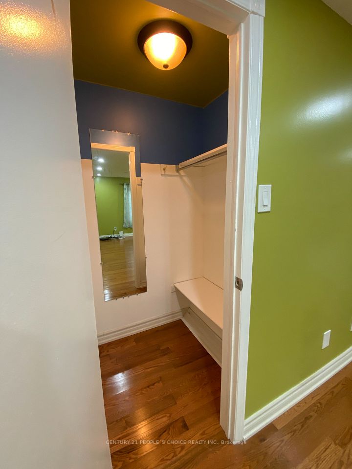 128 Greenwich Square Unit1, Toronto, ON M1J 3L3 18