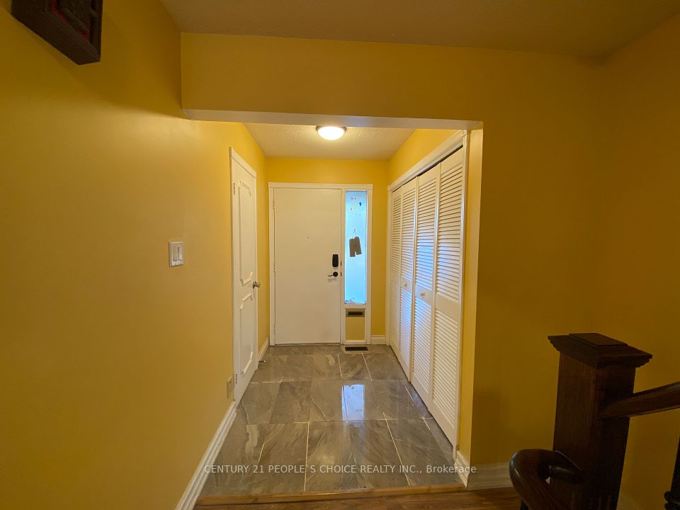 128 Greenwich Square Unit1, Toronto, ON M1J 3L3 3