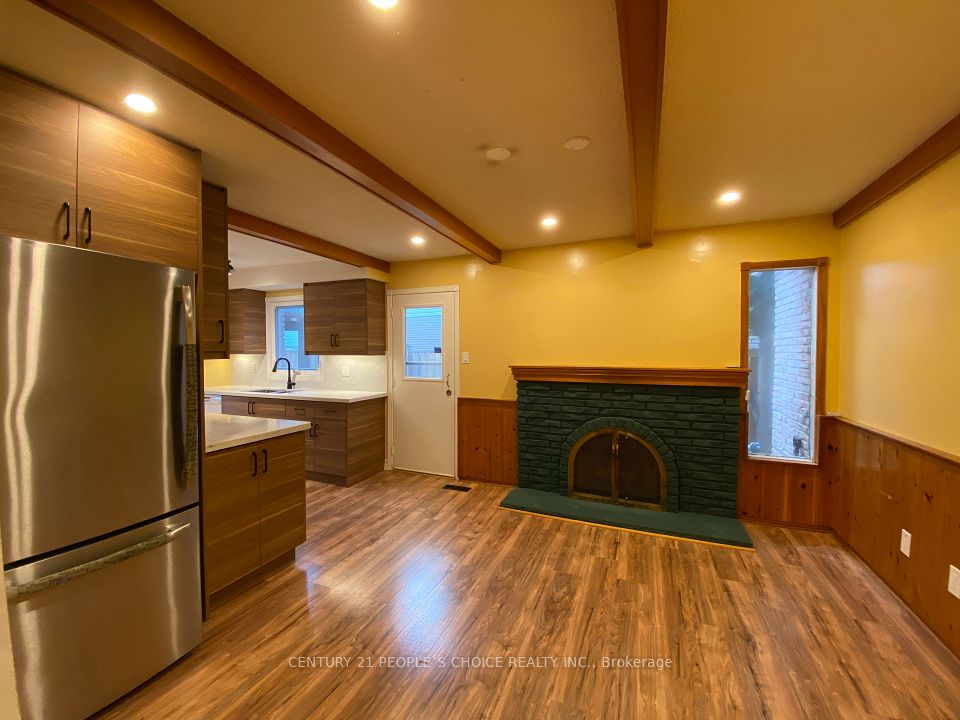 128 Greenwich Square Unit1, Toronto, ON M1J 3L3 13