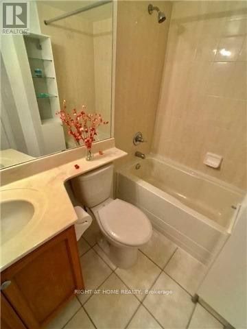50 Brian Harrison Way 2410, Toronto, ON M1P 5J4 7