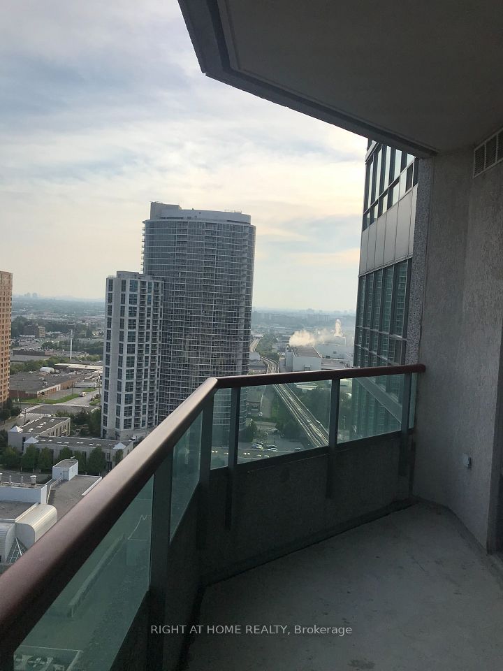 50 Brian Harrison Way 2410, Toronto, ON M1P 5J4 9