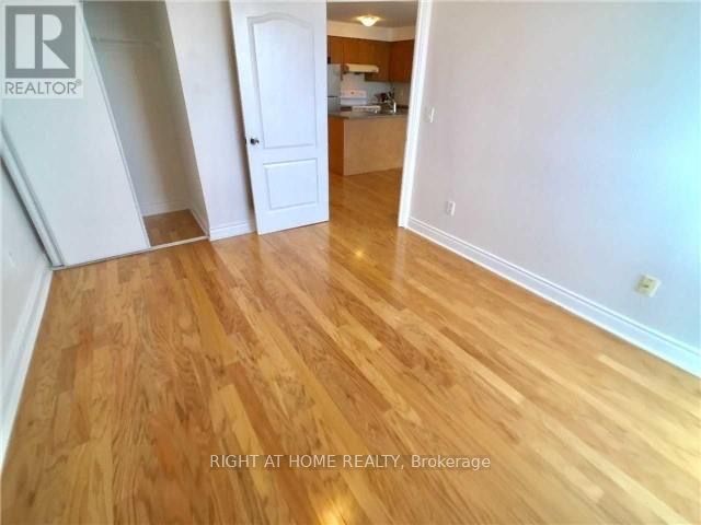 50 Brian Harrison Way 2410, Toronto, ON M1P 5J4 5
