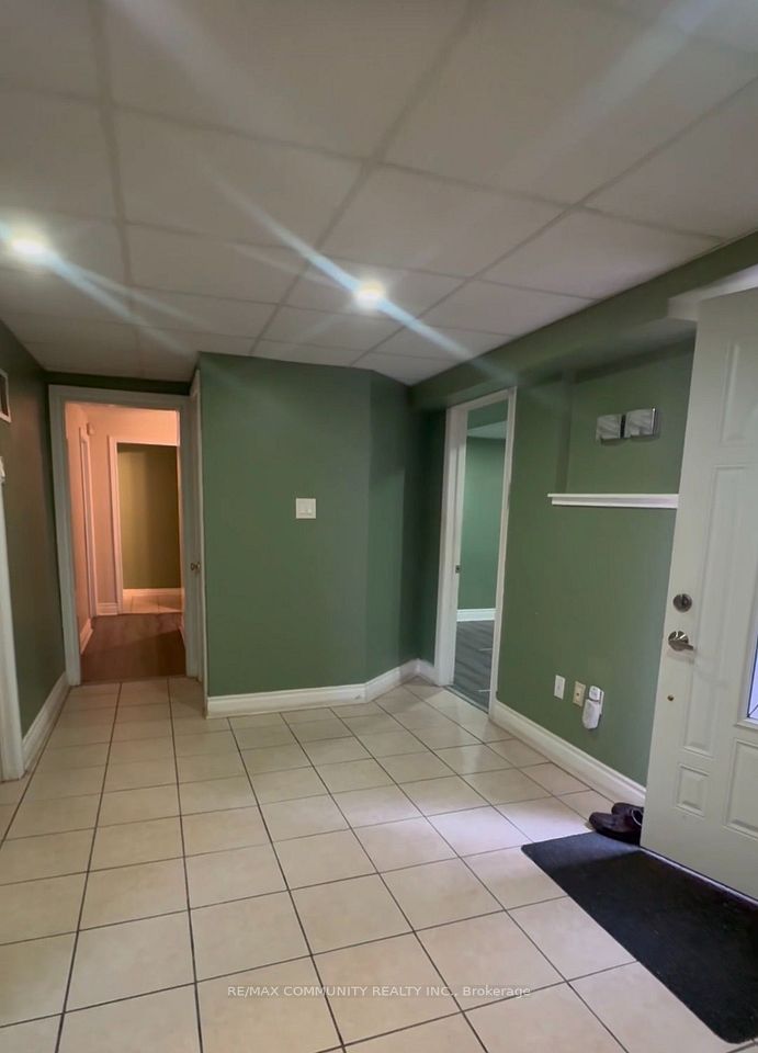 77 Wandering Trail Bsmt, Toronto, ON M1X 1K1 4