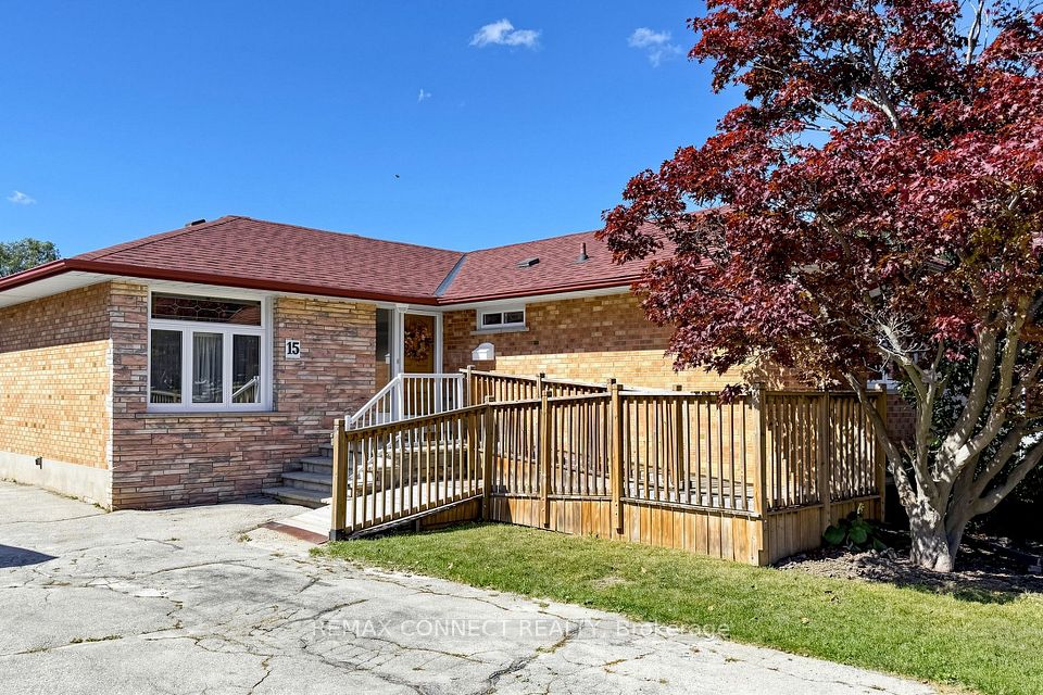 15 Grassington Crescent, Toronto, ON M1G 1X4 2