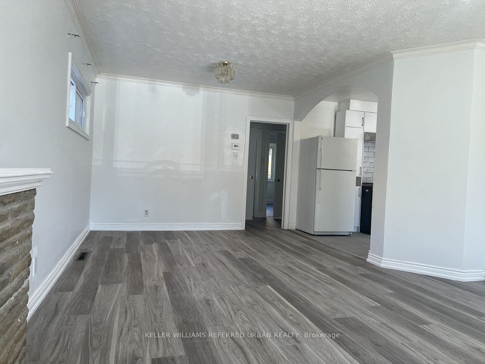 32 Janet Boulevard Main Floor, Toronto, ON M1R 1H6 6
