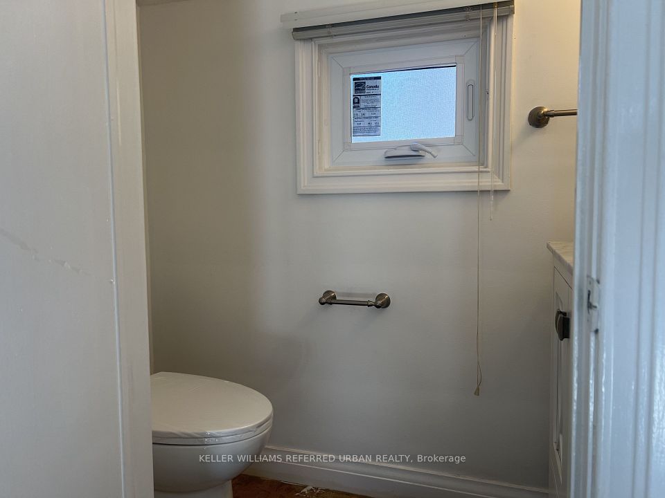 32 Janet Boulevard Main Floor, Toronto, ON M1R 1H6 7
