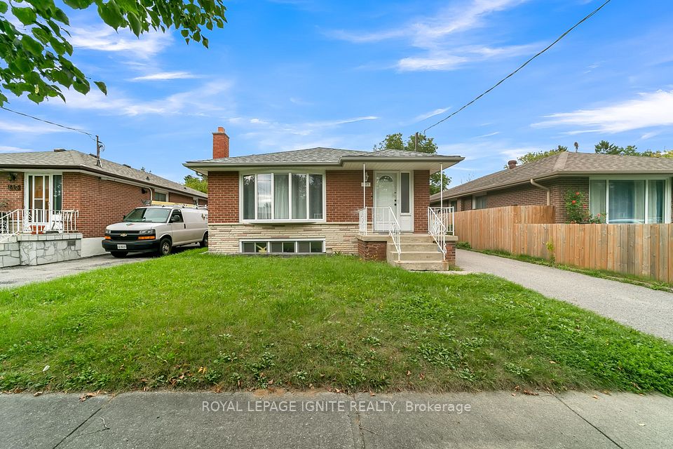 117 Cabot Street Main, Oshawa, ON L1J 5R8 2