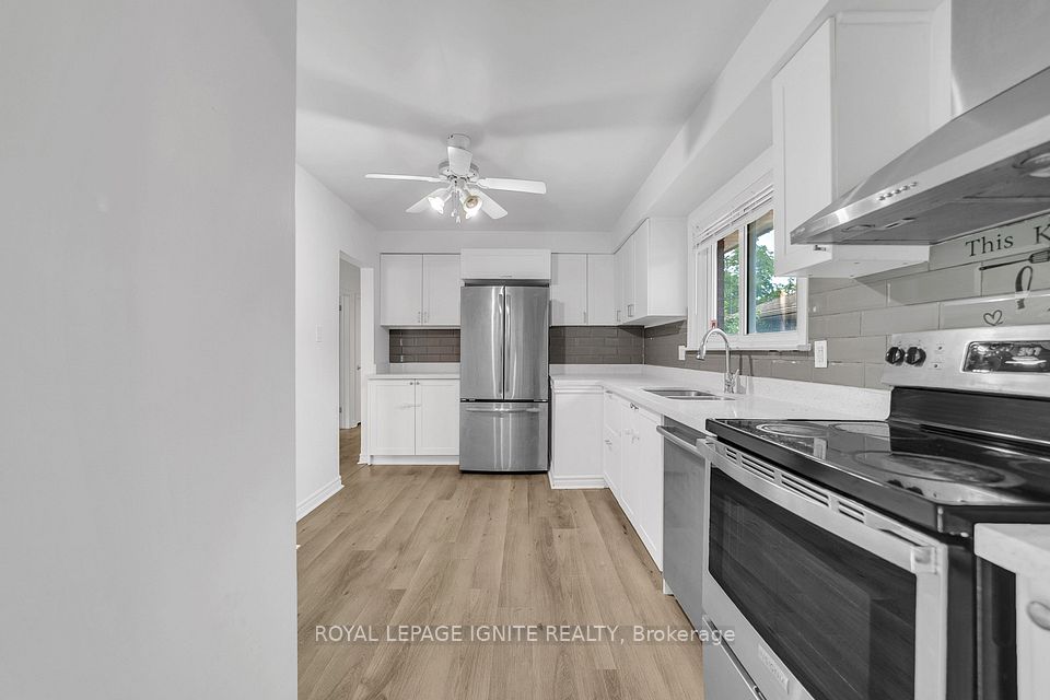 117 Cabot Street Main, Oshawa, ON L1J 5R8 9