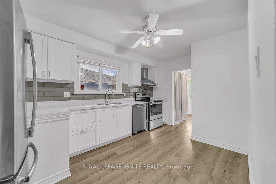 117 Cabot Street Main, Oshawa, ON L1J 5R8 8