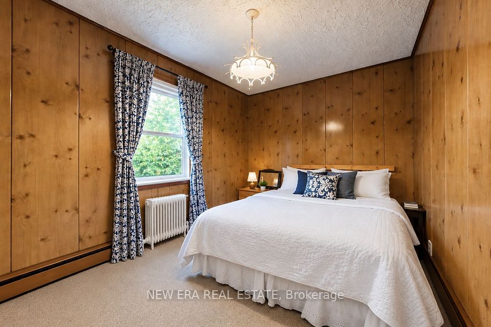 28 Thomas Avenue, Toronto, ON M1C 1E5 8