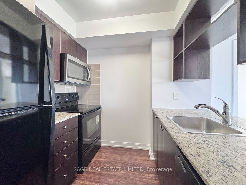 181 Village Green Square 2415, Toronto, ON M1S 0K6 12