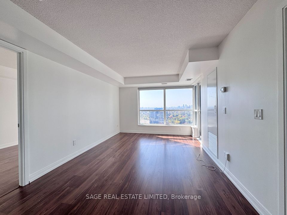 181 Village Green Square 2415, Toronto, ON M1S 0K6 17