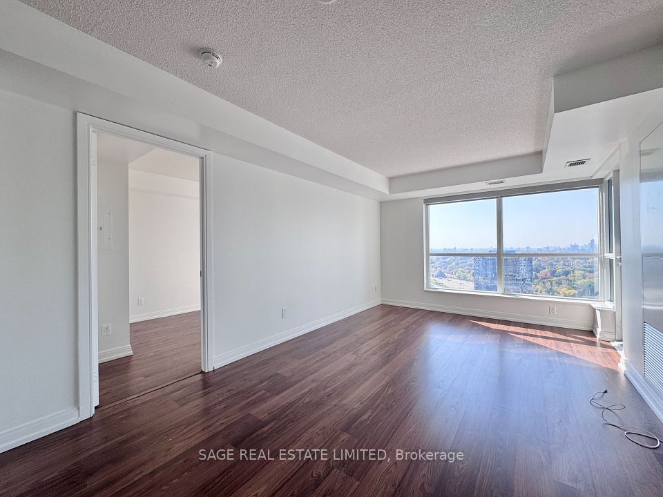 181 Village Green Square 2415, Toronto, ON M1S 0K6 18