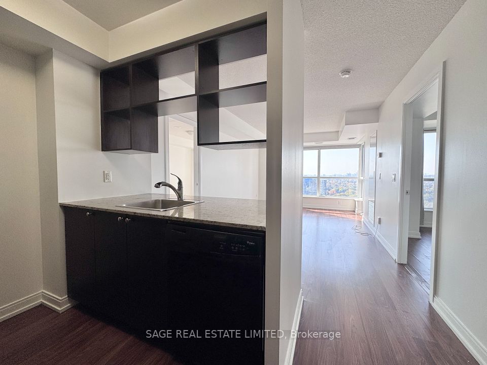 181 Village Green Square 2415, Toronto, ON M1S 0K6 11