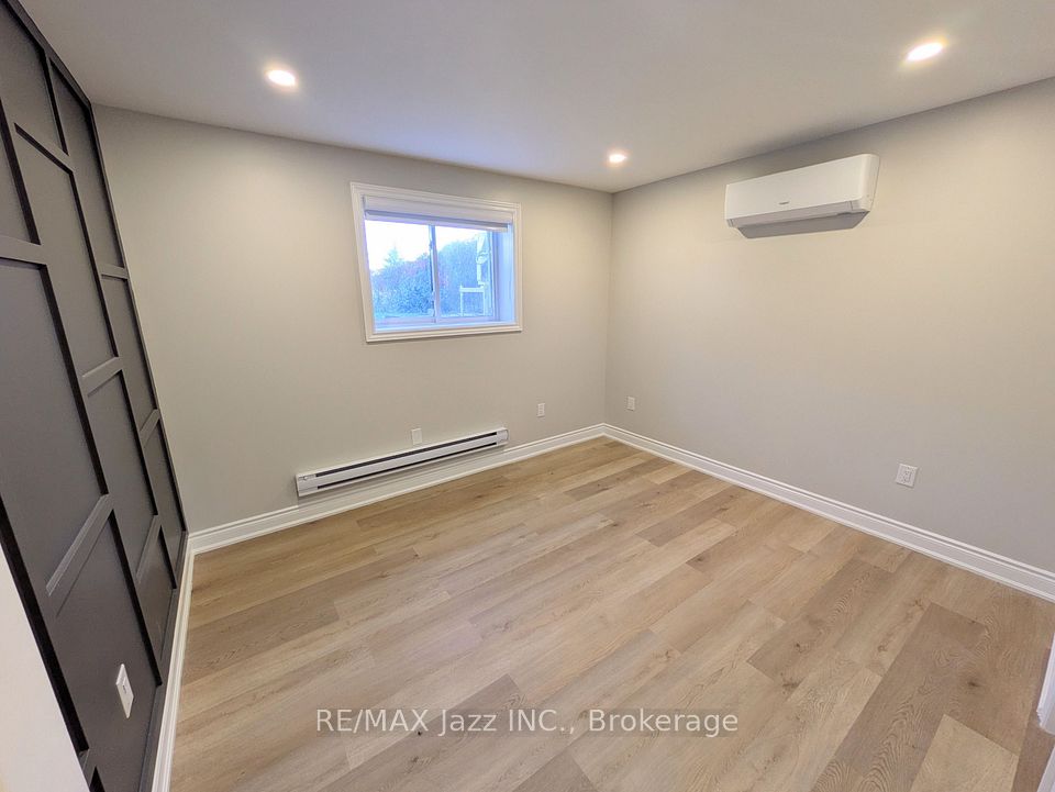 311 Dwight Avenue 2, Oshawa, ON L1J 1K8 19