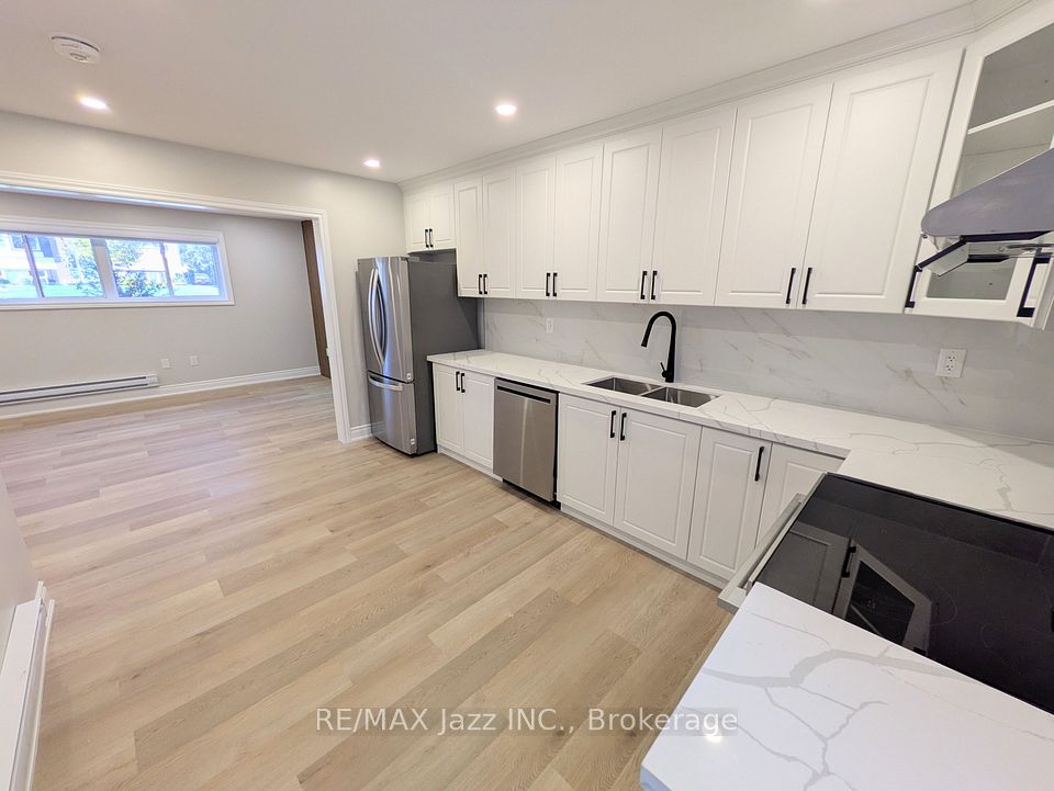 311 Dwight Avenue 2, Oshawa, ON L1J 1K8 15