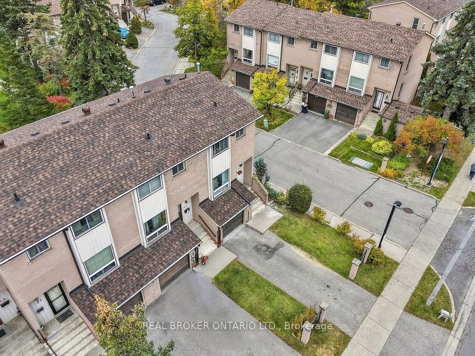 27 Collinsgrove Road, Toronto, ON M1E 3S3 24