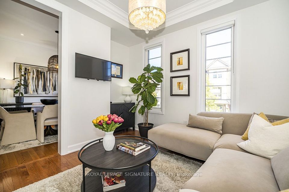 7 Pethick Street, Toronto, ON M1L 0C6 22