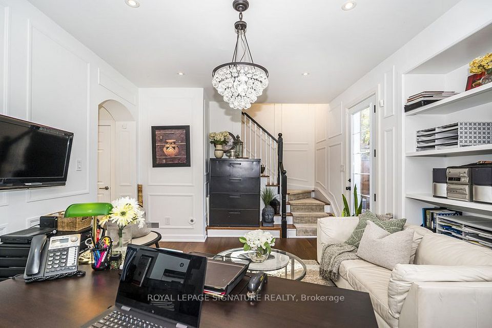 7 Pethick Street, Toronto, ON M1L 0C6 9