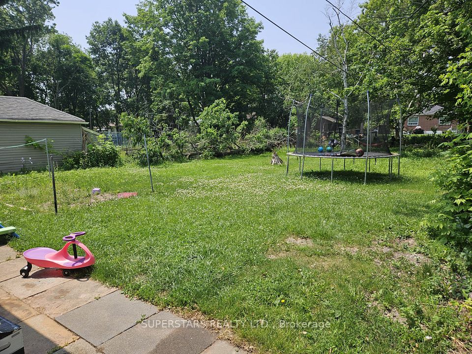 2258 Brimley Road Main, Toronto, ON M1S 2B6 15