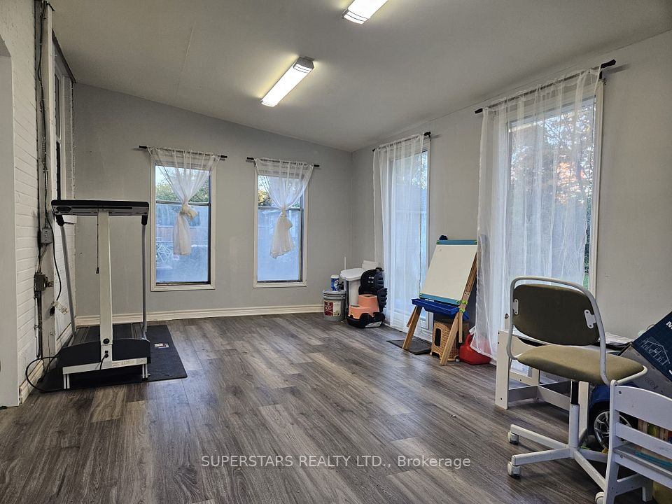 2258 Brimley Road Main, Toronto, ON M1S 2B6 14