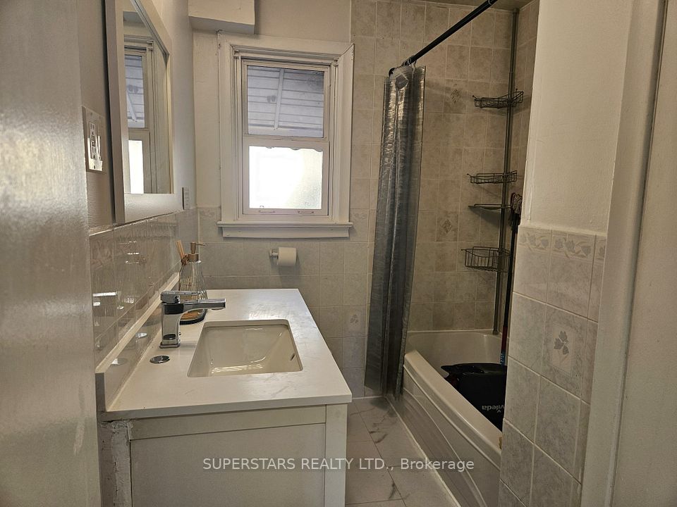 2258 Brimley Road Main, Toronto, ON M1S 2B6 12