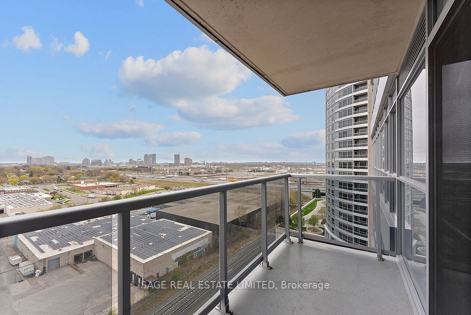 151 Village Green Square 1501, Toronto, ON M1S 0K5 24
