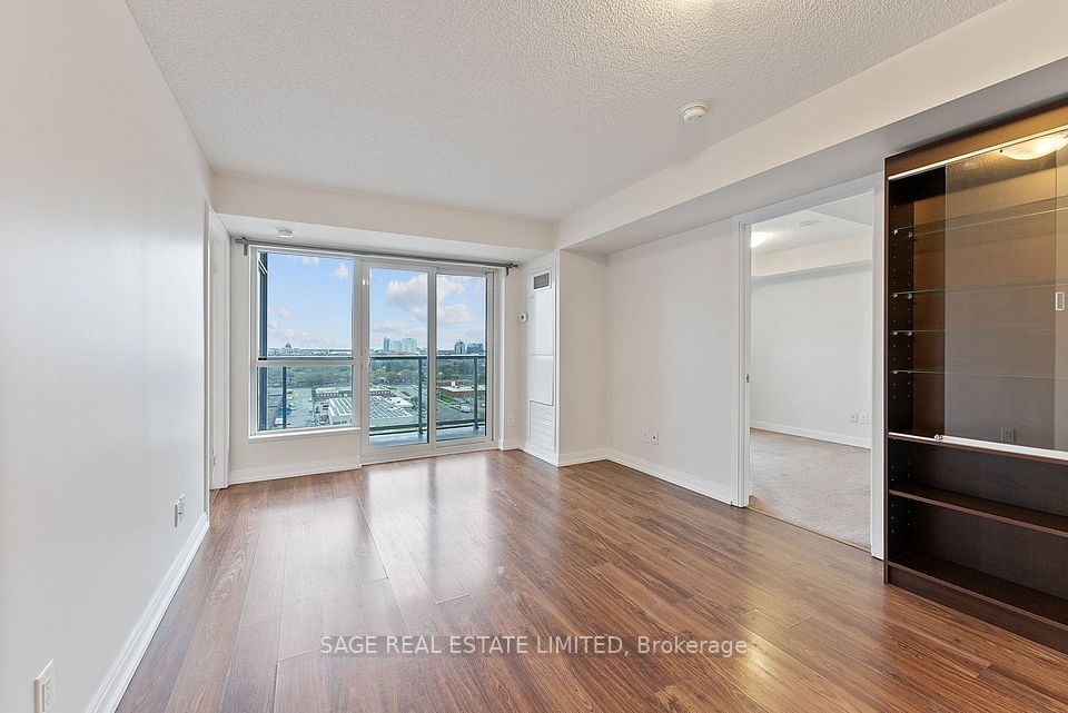 151 Village Green Square 1501, Toronto, ON M1S 0K5 7