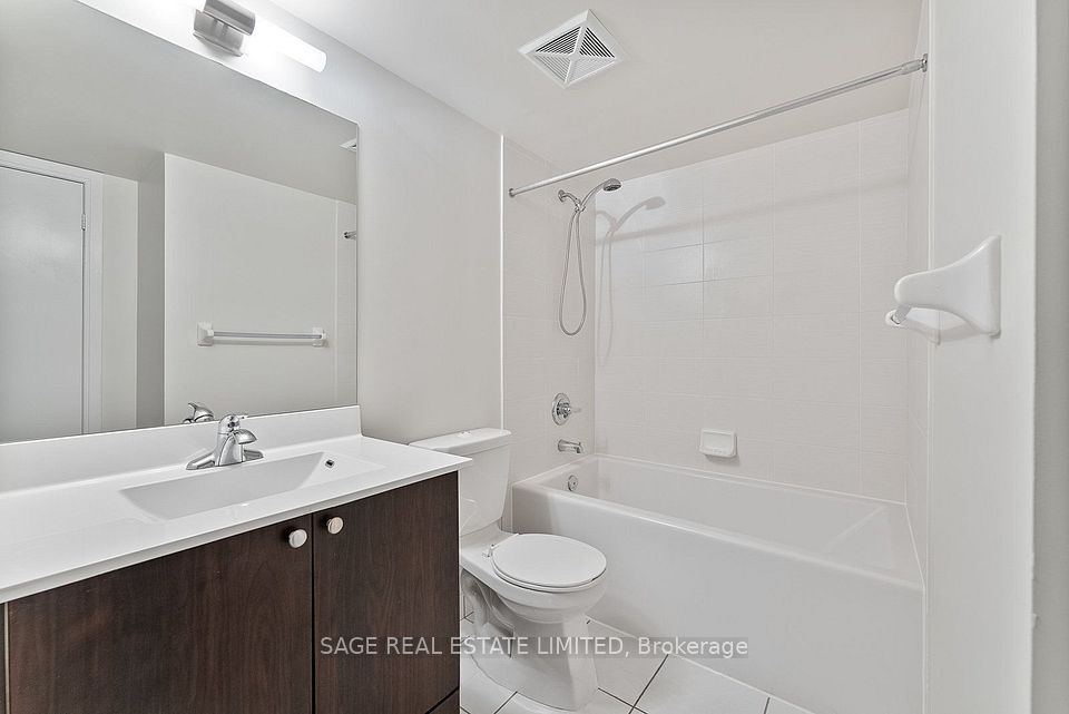 151 Village Green Square 1501, Toronto, ON M1S 0K5 22