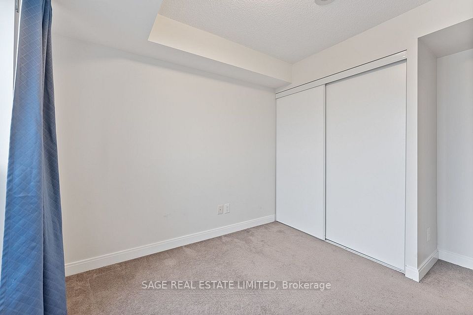 151 Village Green Square 1501, Toronto, ON M1S 0K5 20
