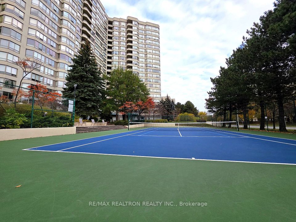 175 Bamburgh Circle 515, Toronto, ON M1W 3X8 24