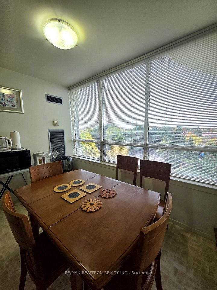 175 Bamburgh Circle 515, Toronto, ON M1W 3X8 15