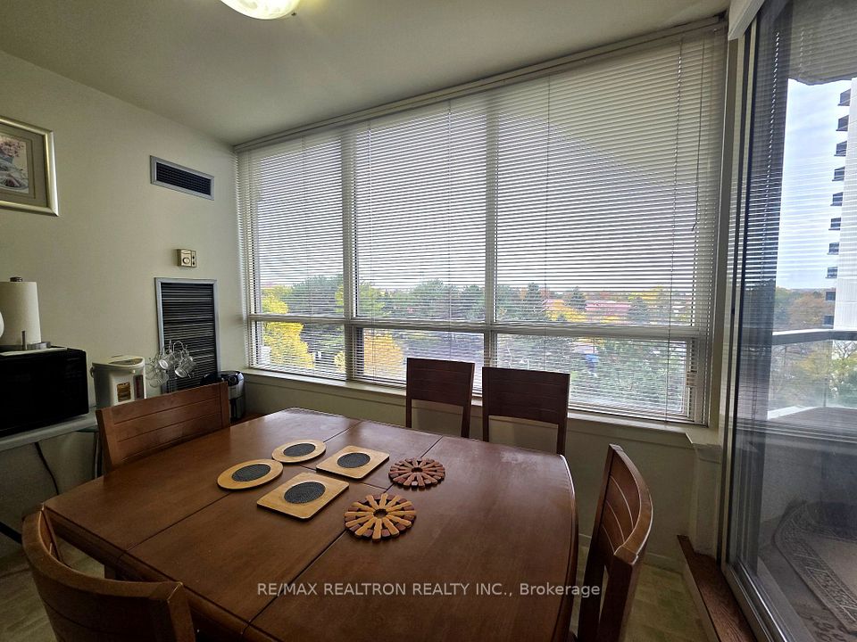 175 Bamburgh Circle 515, Toronto, ON M1W 3X8 16