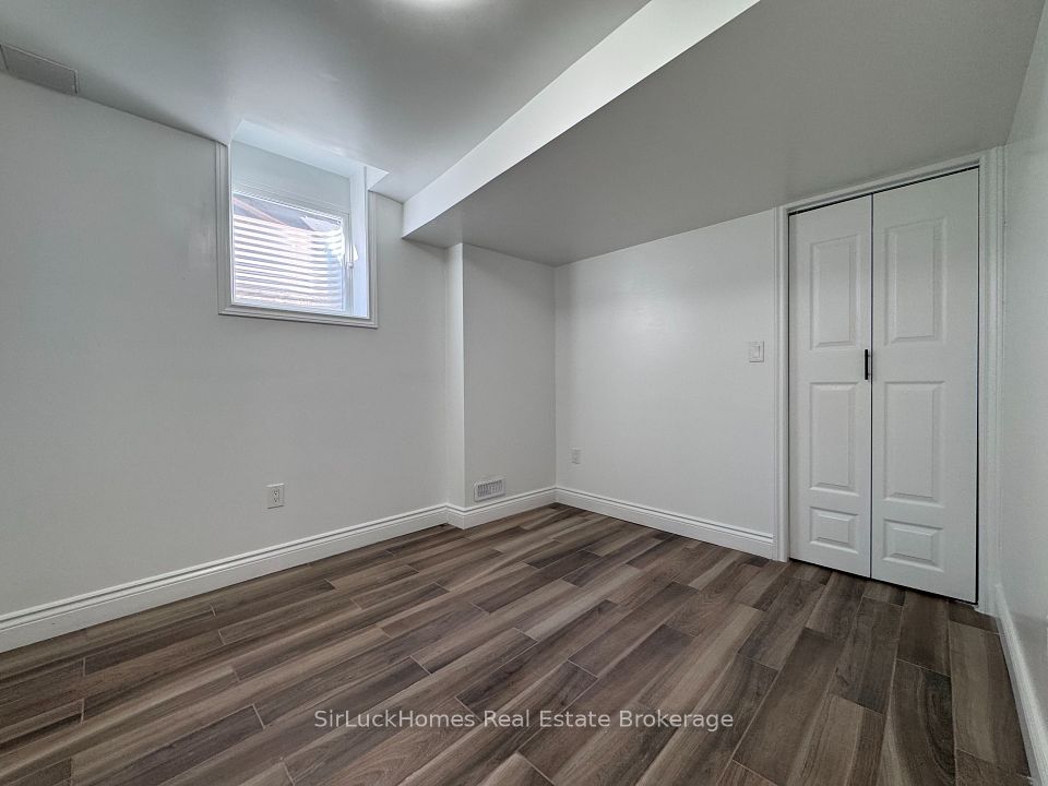 2196 Hackett Place BSMT, Oshawa, ON L1L 0A2 15