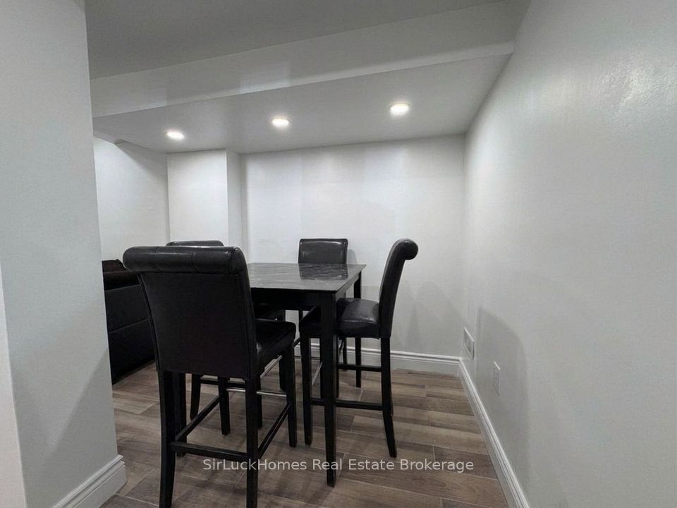 2196 Hackett Place BSMT, Oshawa, ON L1L 0A2 11