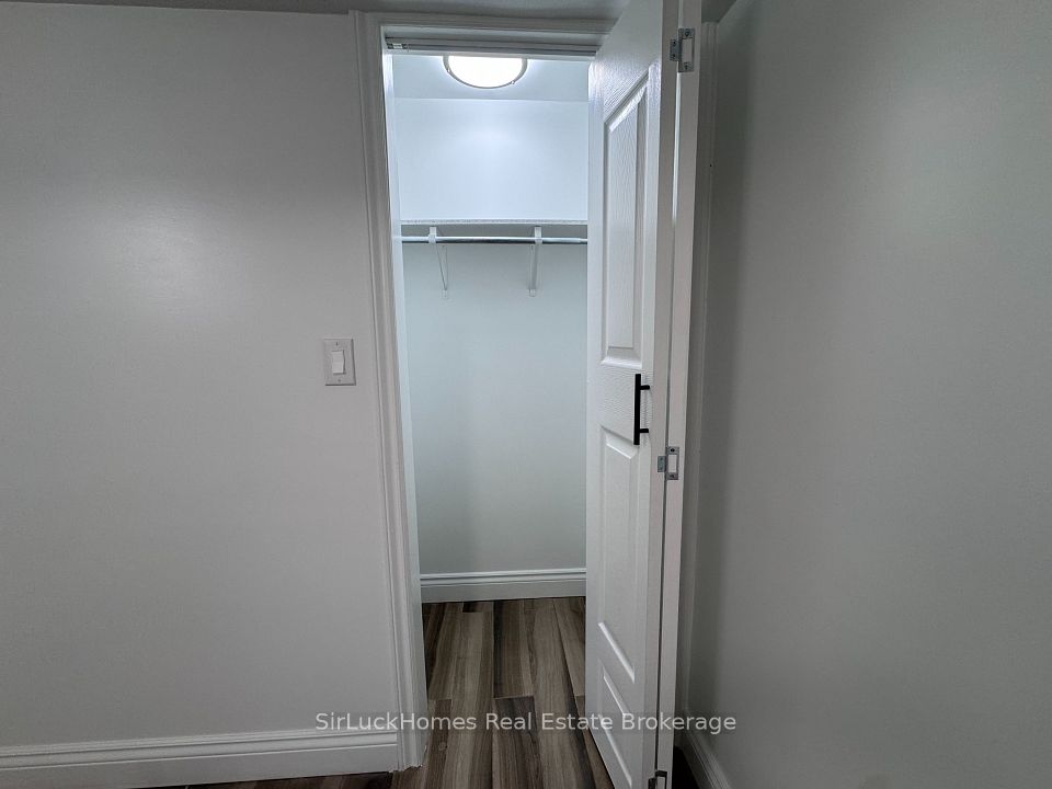 2196 Hackett Place BSMT, Oshawa, ON L1L 0A2 17