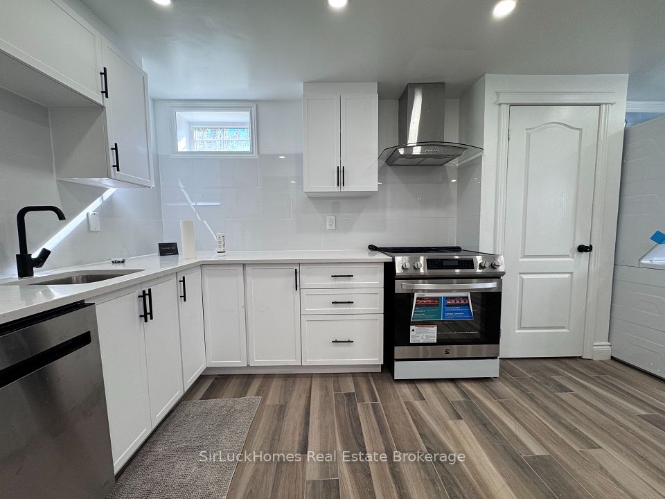 2196 Hackett Place BSMT, Oshawa, ON L1L 0A2 6