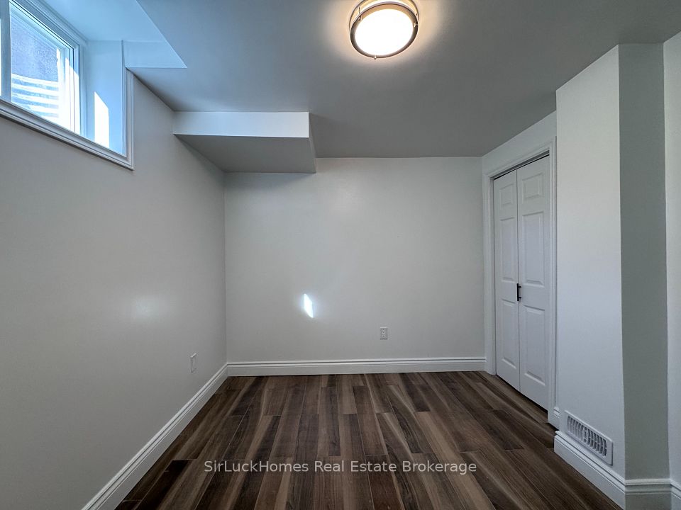 2196 Hackett Place BSMT, Oshawa, ON L1L 0A2 23