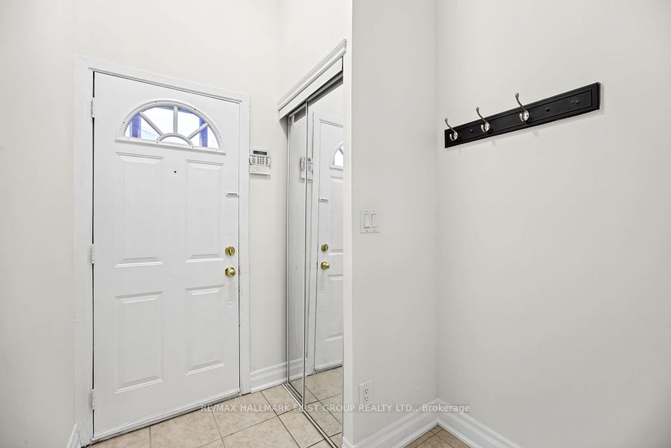 41 Collinsgrove Road 196, Toronto, ON M1E 4Z1 3