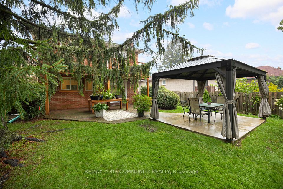 59 Galloway Road, Toronto, ON M1E 1W6 3