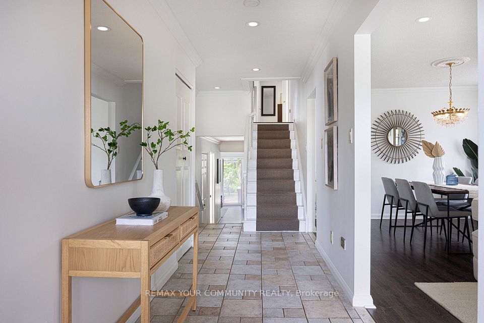 59 Galloway Road, Toronto, ON M1E 1W6 11