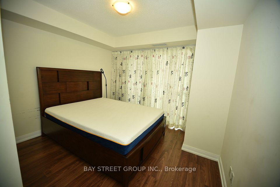 181 Village Green Square W 2511, Toronto, ON M1S 0K6 5