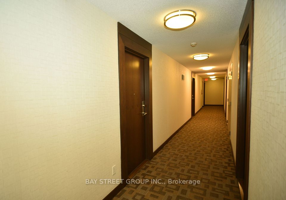 181 Village Green Square W 2511, Toronto, ON M1S 0K6 11