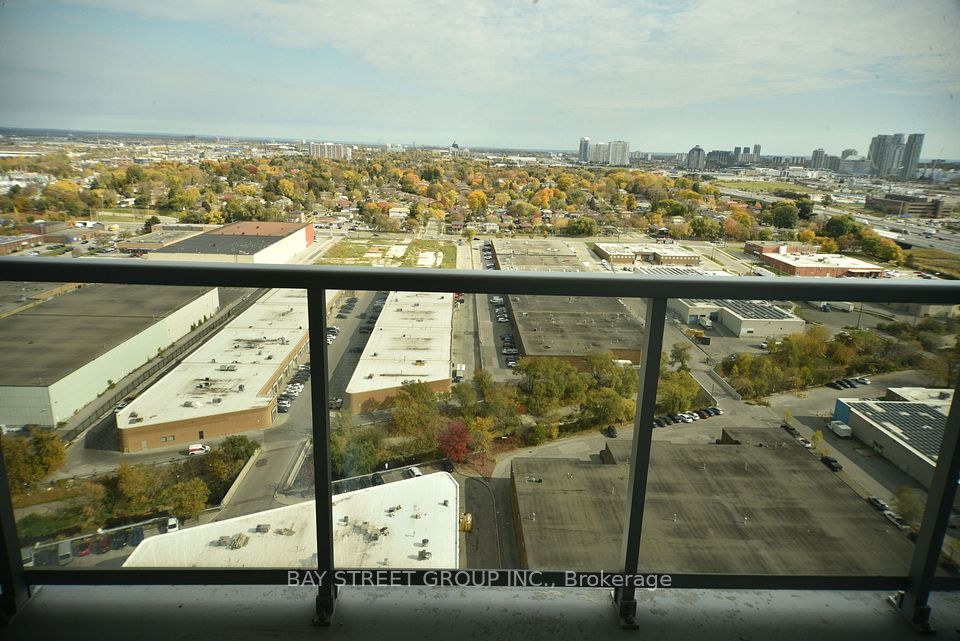 181 Village Green Square W 2511, Toronto, ON M1S 0K6 13
