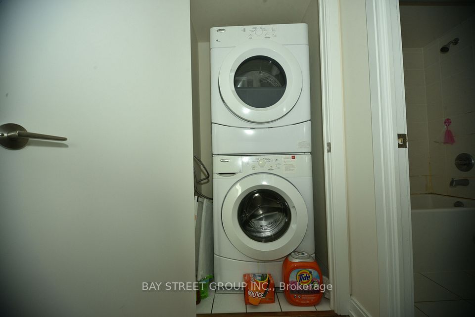 181 Village Green Square W 2511, Toronto, ON M1S 0K6 7