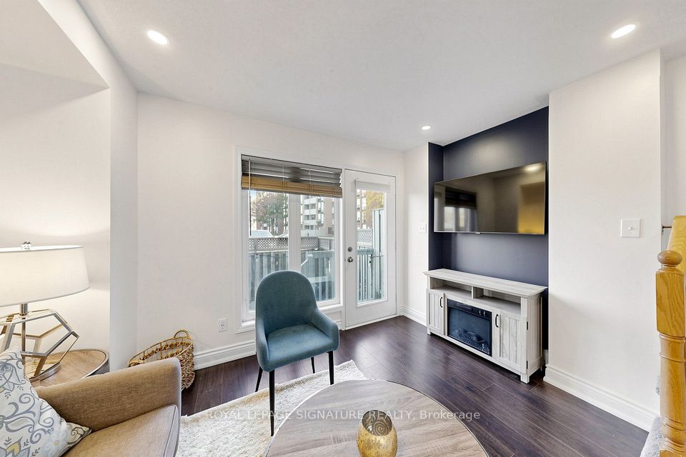 1775 Valley Farm Road 77, Pickering, ON L1V 7J9 8